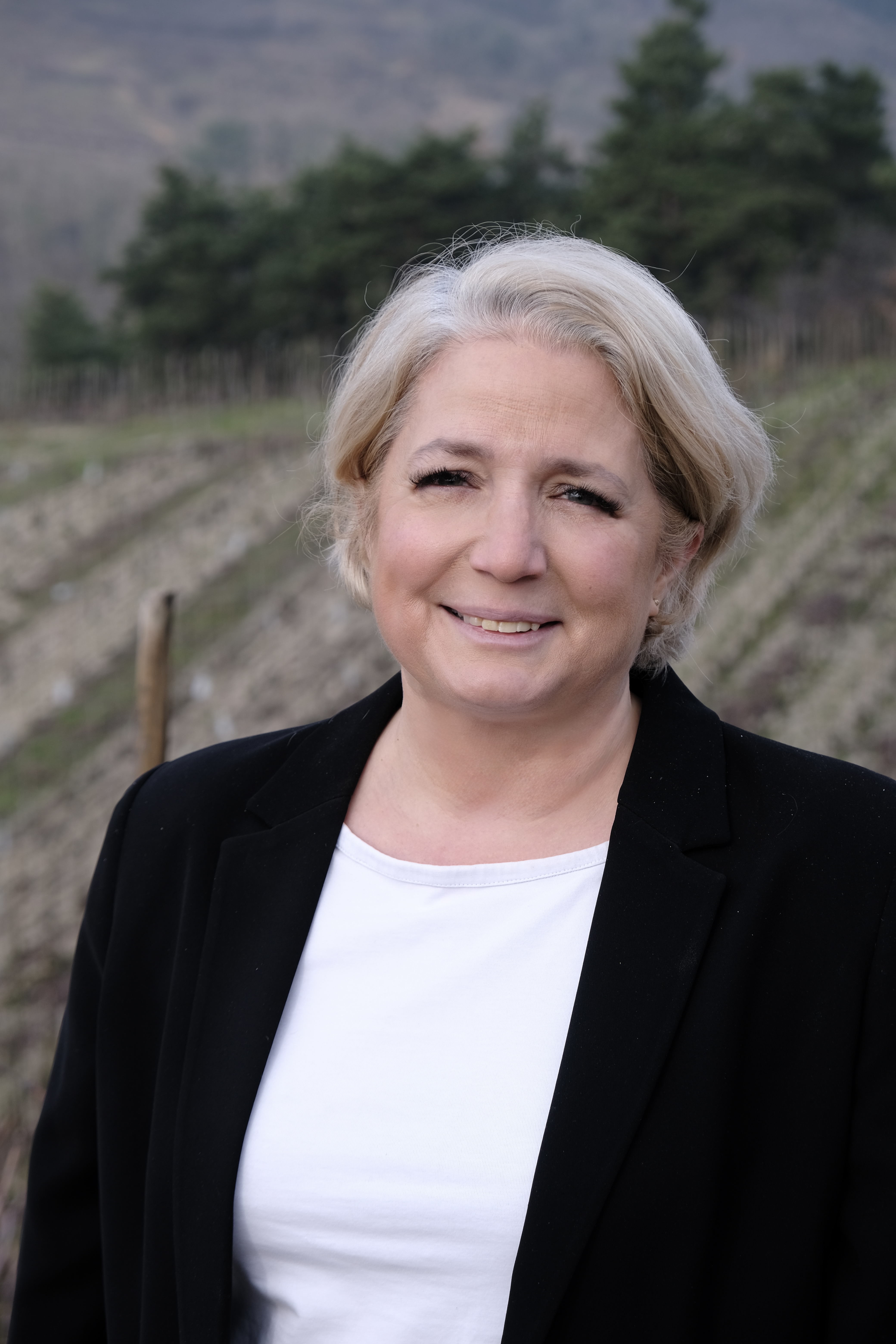 Emmanuelle MORCEL-LECHES